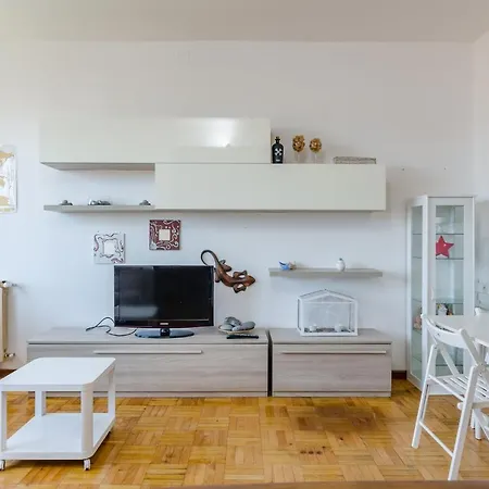 Altido Apt For 3, With Terrace, Near Beach In Camogli
