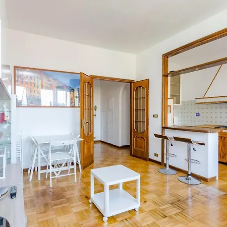 Altido Apt For 3, With Terrace, Near Beach In Διαμέρισμα