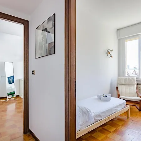 Altido Apt For 3, With Terrace, Near Beach In Camogli
