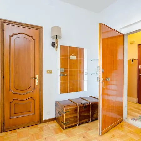 Altido Apt For 3, With Terrace, Near Beach In Camogli