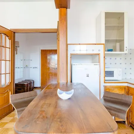 Altido Apt For 3, With Terrace, Near Beach In Διαμέρισμα
