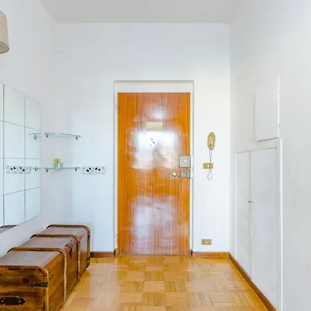 Altido Apt For 3, With Terrace, Near Beach In Apartman Camogli